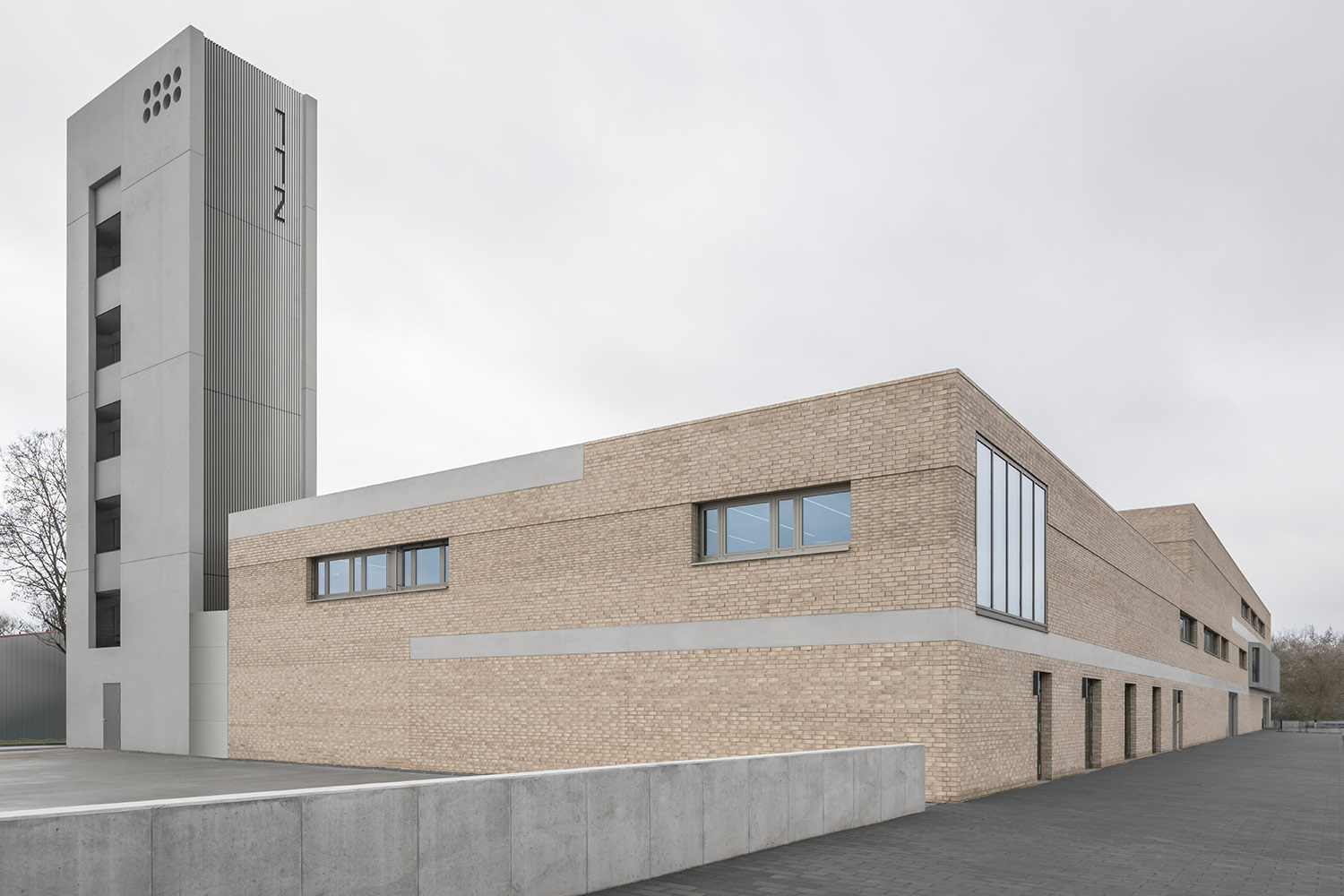 Neubau Landratsamt Landshut, Ansicht Nordost | dasch zürn + partner | dasch zürn + partner Neubau Landratsamt Landshut, Ansicht Nordost