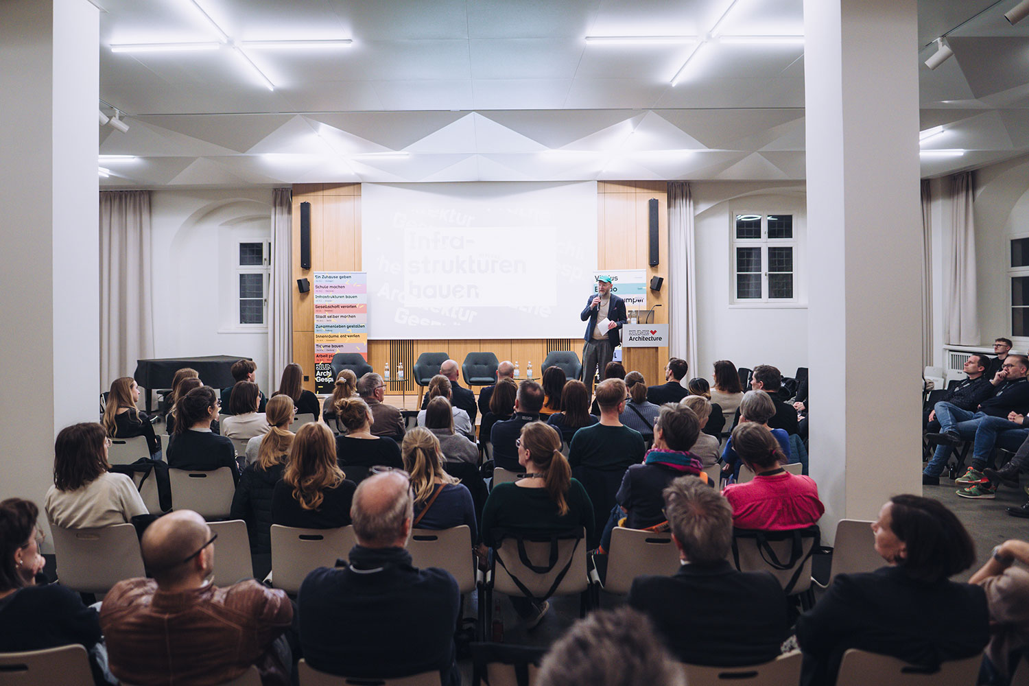 JUNG Architekturgespräche in Dresden 2026, Moderation: Alexander Poetzsch (BDA Sachsen)