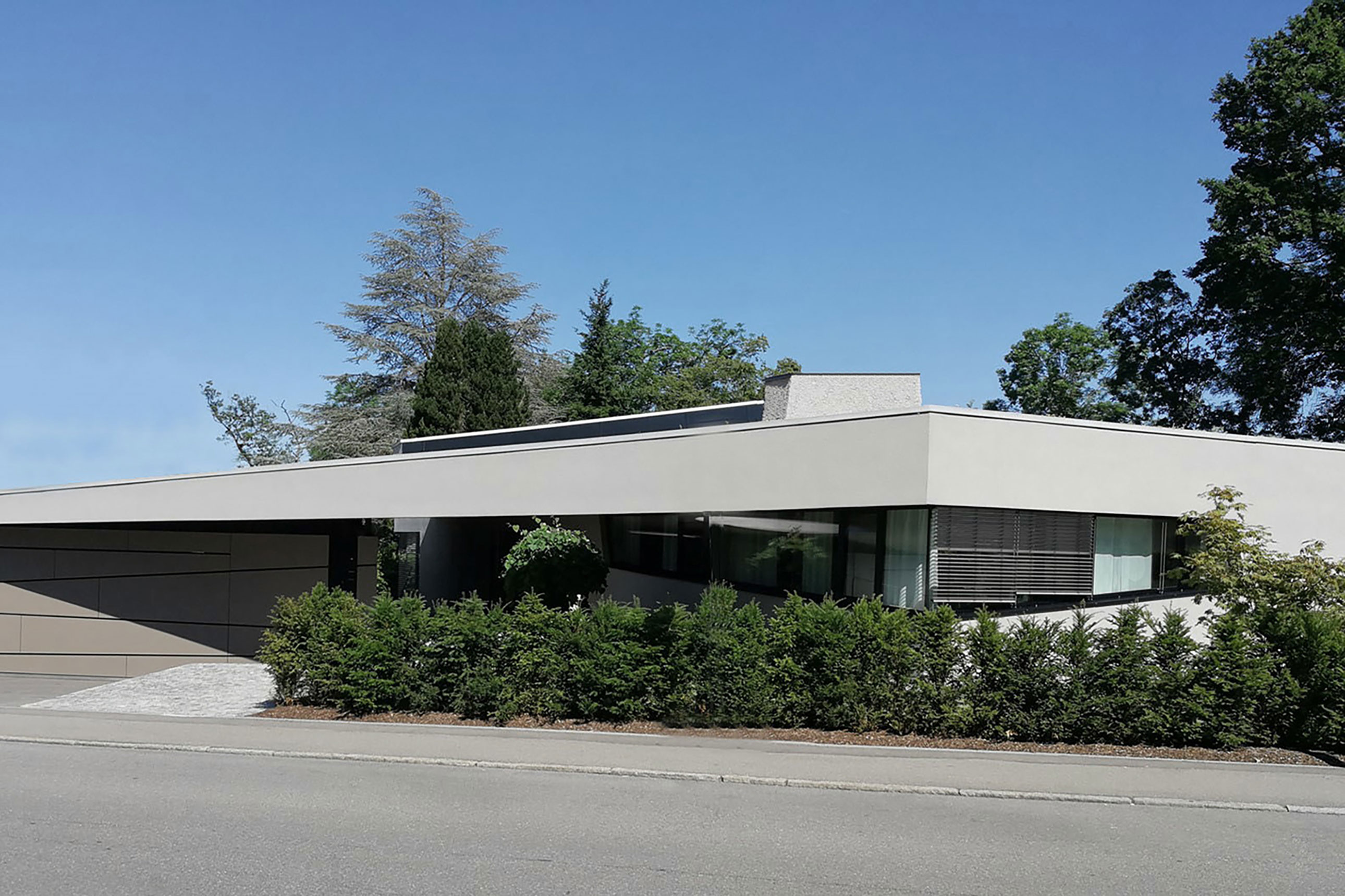 Sanierung und Modernisierung Haus Z Mössingen, Straßenansicht | dasch zürn + partner Sanierung und Modernisierung Haus Z Mössingen, Straßenansicht